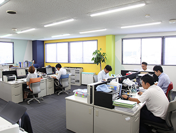 株式会社エンブレム 社内風景写真1